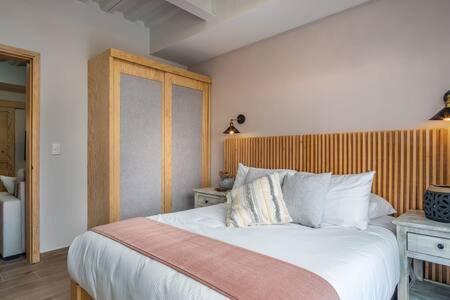 Best Location - New, Upscale, Modern Comfort Сан-Міґель-де-Альєнде Екстер'єр фото