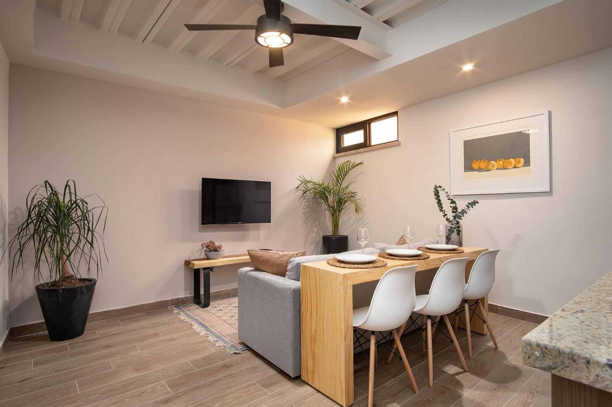 Best Location - New, Upscale, Modern Comfort Сан-Міґель-де-Альєнде Екстер'єр фото